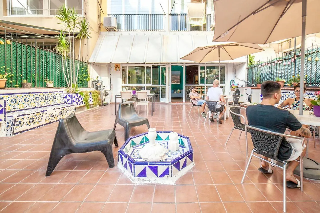 Fabrizzios Terrace Hostel Barcellona 0*,
