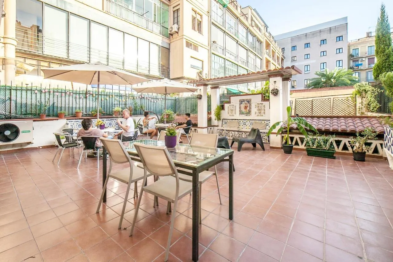 Fabrizzios Terrace Hostel Barcellona