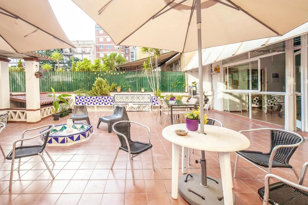 Fabrizzios Terrace Hostel Barcellona Spagna