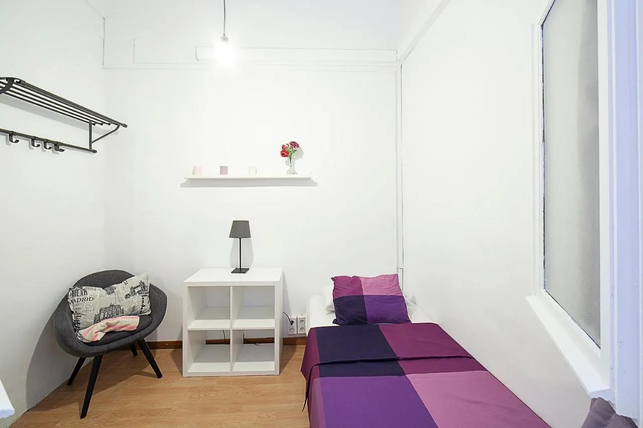 Fabrizzios Terrace Hostel Barcellona 0*,  Spagna