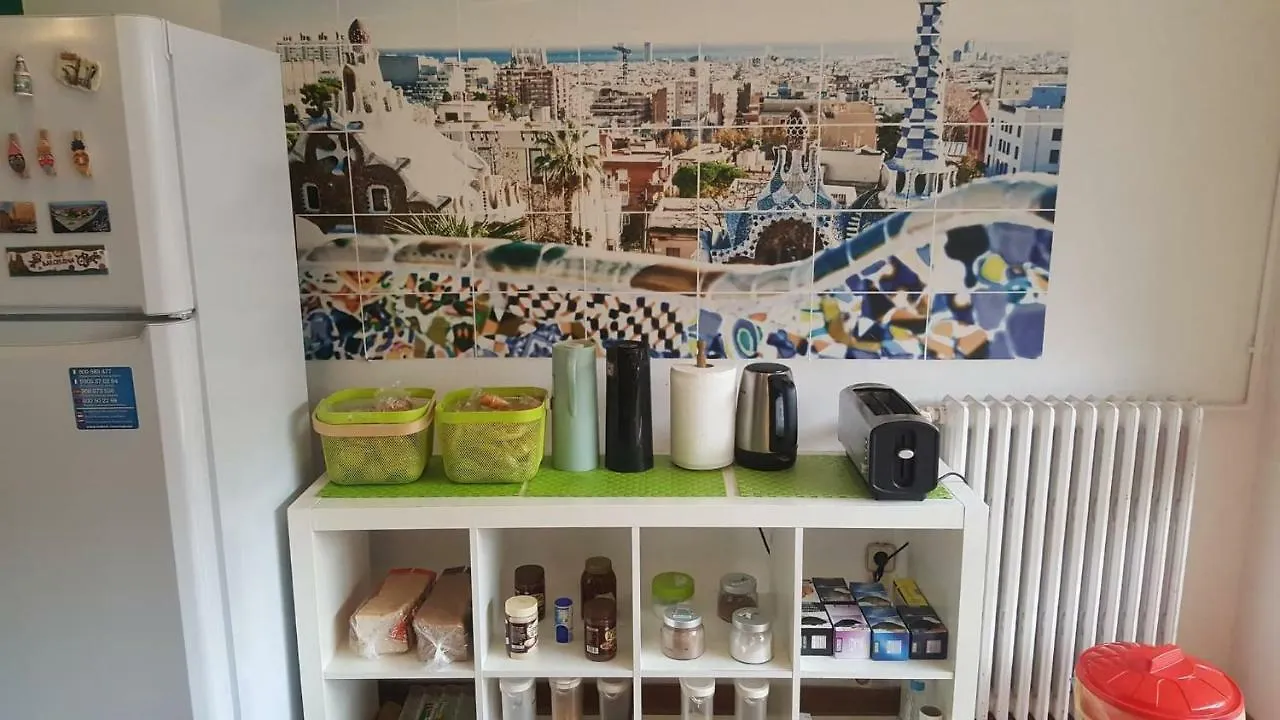 Fabrizzios Terrace Hostel Barcellona